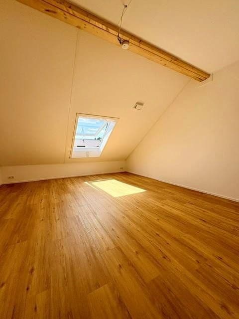 Pronájem domu 145 m², pozemek 115 m², Stein, Bavorsko Pronájem domu 145 m², pozemek 115 m², Stein, Bavorsko