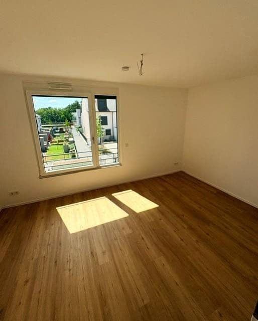 Pronájem domu 145 m², pozemek 115 m², Stein, Bavorsko Pronájem domu 145 m², pozemek 115 m², Stein, Bavorsko