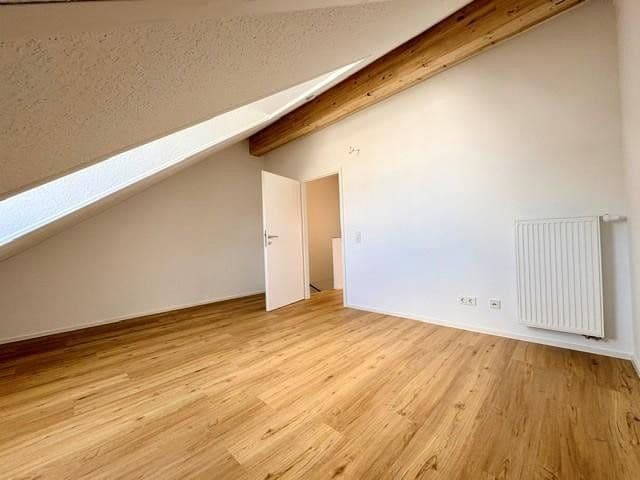 Pronájem domu 145 m², pozemek 115 m², Stein, Bavorsko Pronájem domu 145 m², pozemek 115 m², Stein, Bavorsko