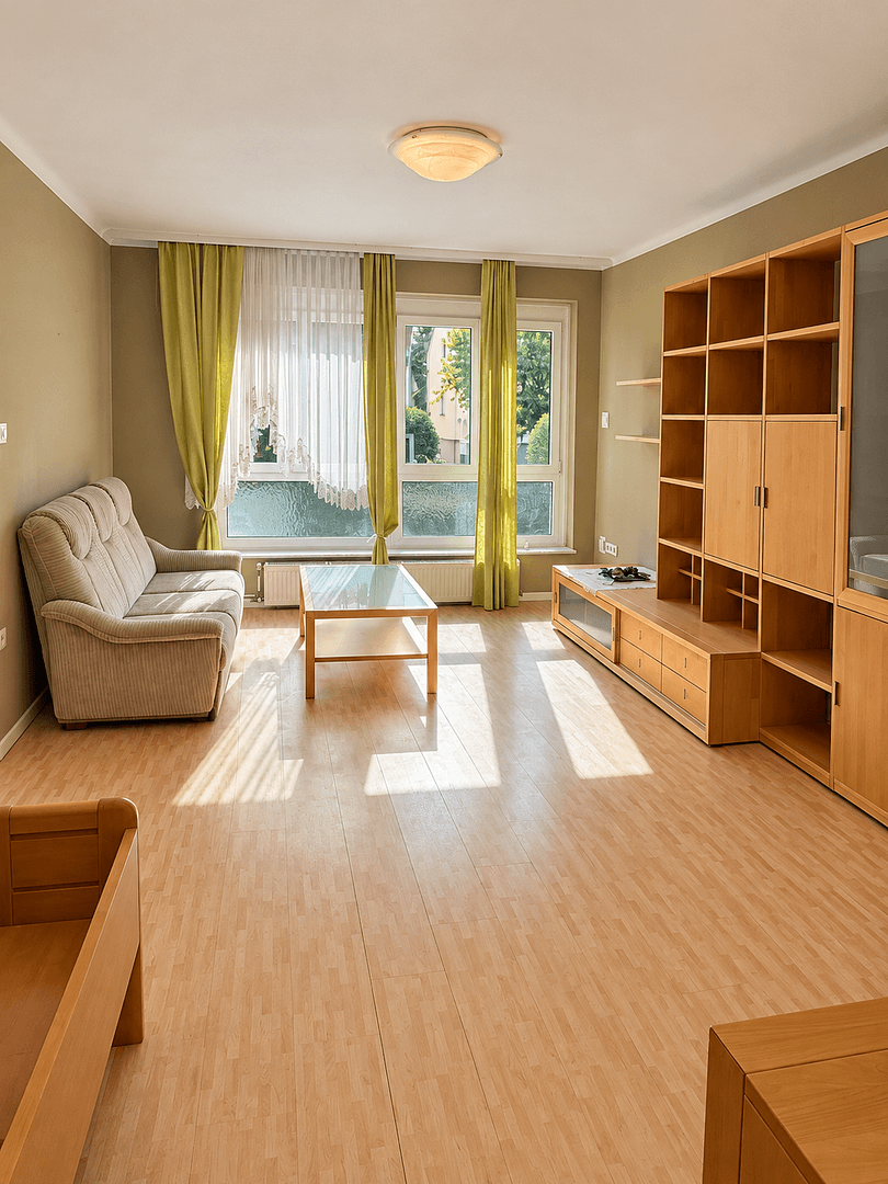 Pronájem bytu 3+1 65 m², Gänserndorf, Dolní Rakousko Pronájem bytu 3+1 65 m², Gänserndorf, Dolní Rakousko
