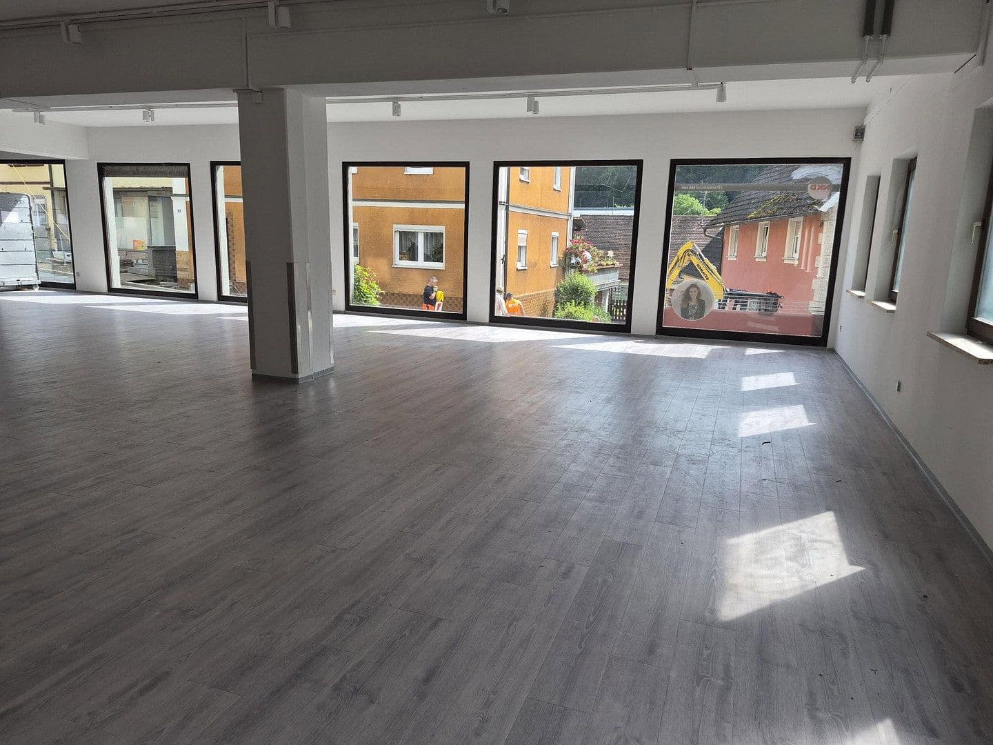 Pronájem kanceláře 380 m², Hauptstr. 19-21, Waischenfeld, Bavorsko Pronájem kanceláře 380 m², Hauptstr. 19-21, Waischenfeld, Bavorsko
