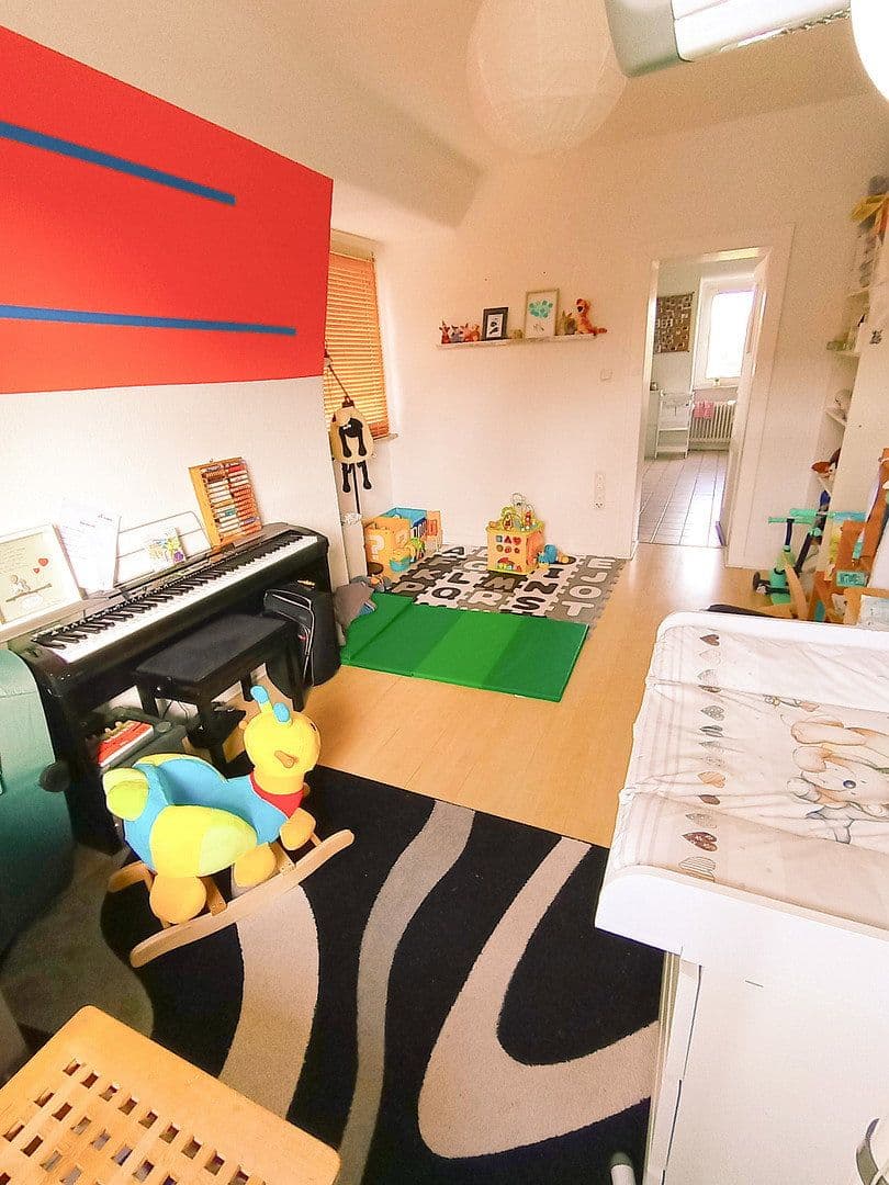 Pronájem bytu 3+1 75 m², Köln, Severní Porýní-Vestfálsko Pronájem bytu 3+1 75 m², Köln, Severní Porýní-Vestfálsko