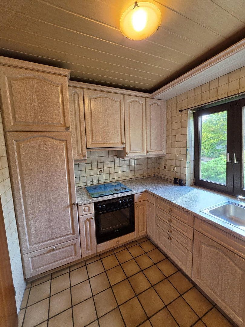 Prodej domu 134 m², pozemek 213 m², Bergisch Gladbach, Severní Porýní-Vestfálsko Prodej domu 134 m², pozemek 213 m², Bergisch Gladbach, Severní Porýní-Vestfálsko