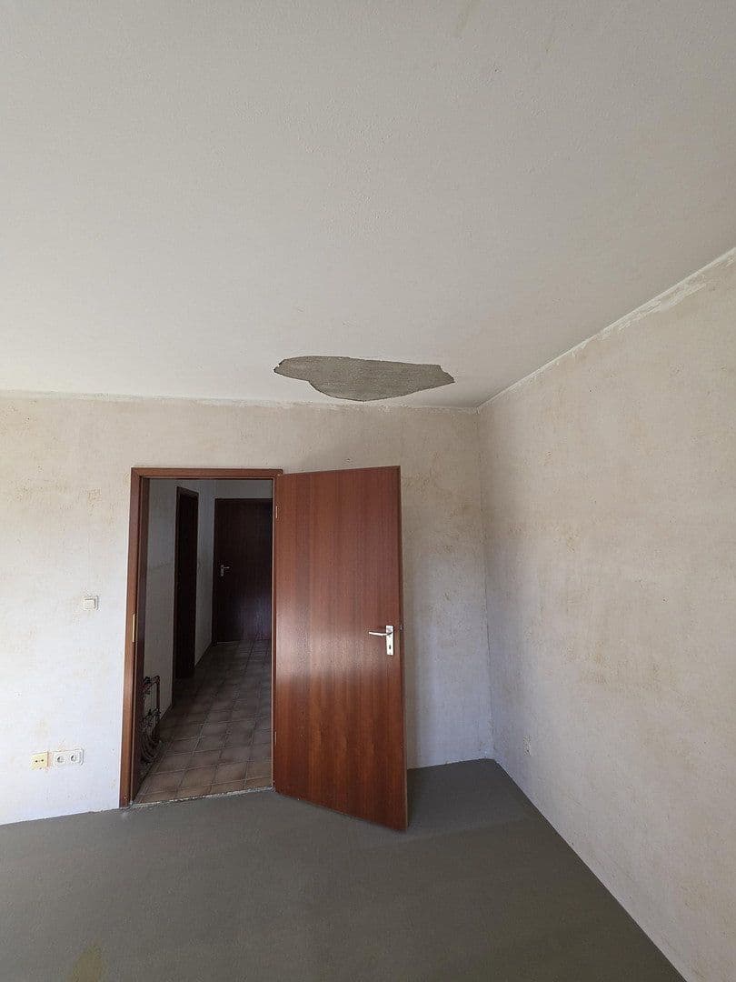Prodej domu 134 m², pozemek 213 m², Bergisch Gladbach, Severní Porýní-Vestfálsko Prodej domu 134 m², pozemek 213 m², Bergisch Gladbach, Severní Porýní-Vestfálsko