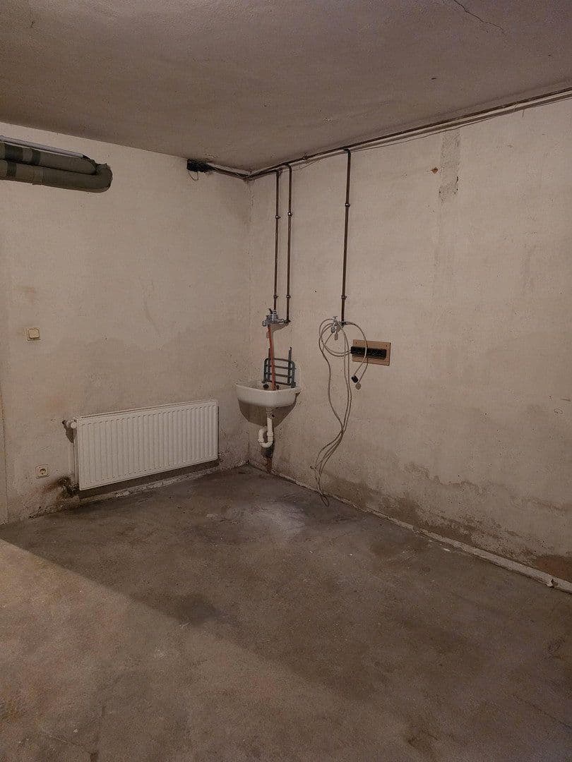 Prodej domu 134 m², pozemek 213 m², Bergisch Gladbach, Severní Porýní-Vestfálsko Prodej domu 134 m², pozemek 213 m², Bergisch Gladbach, Severní Porýní-Vestfálsko
