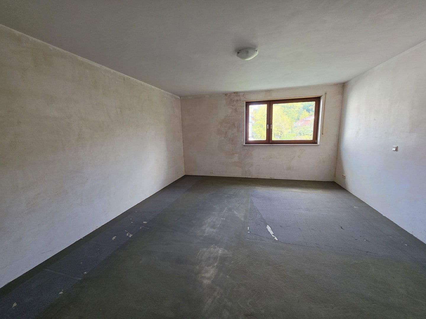 Prodej domu 134 m², pozemek 213 m², Bergisch Gladbach, Severní Porýní-Vestfálsko Prodej domu 134 m², pozemek 213 m², Bergisch Gladbach, Severní Porýní-Vestfálsko