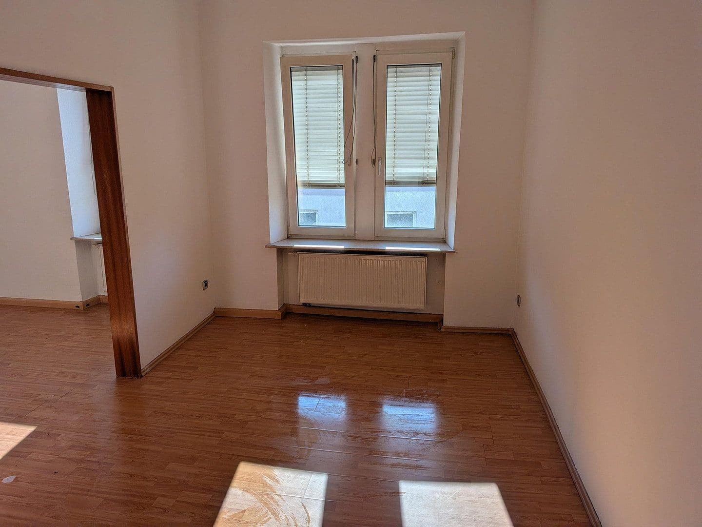 Pronájem bytu 4+1 110 m², Zweibrücker Str. 18, Pirmasens, Porýní-Falc Pronájem bytu 4+1 110 m², Zweibrücker Str. 18, Pirmasens, Porýní-Falc