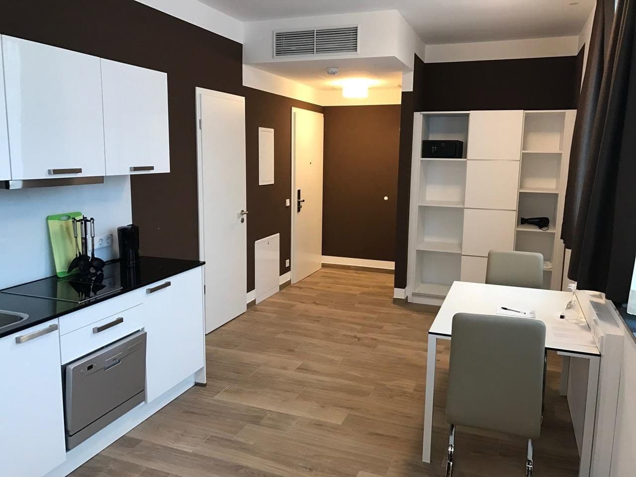 Pronájem bytu 1+1 33 m², Oststraße 24, Heilbronn, Bádensko-Württembersko Pronájem bytu 1+1 33 m², Oststraße 24, Heilbronn, Bádensko-Württembersko
