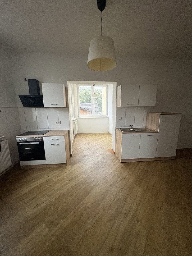 Pronájem bytu 3+1 83 m², Bremerhaven, Bremen Pronájem bytu 3+1 83 m², Bremerhaven, Bremen