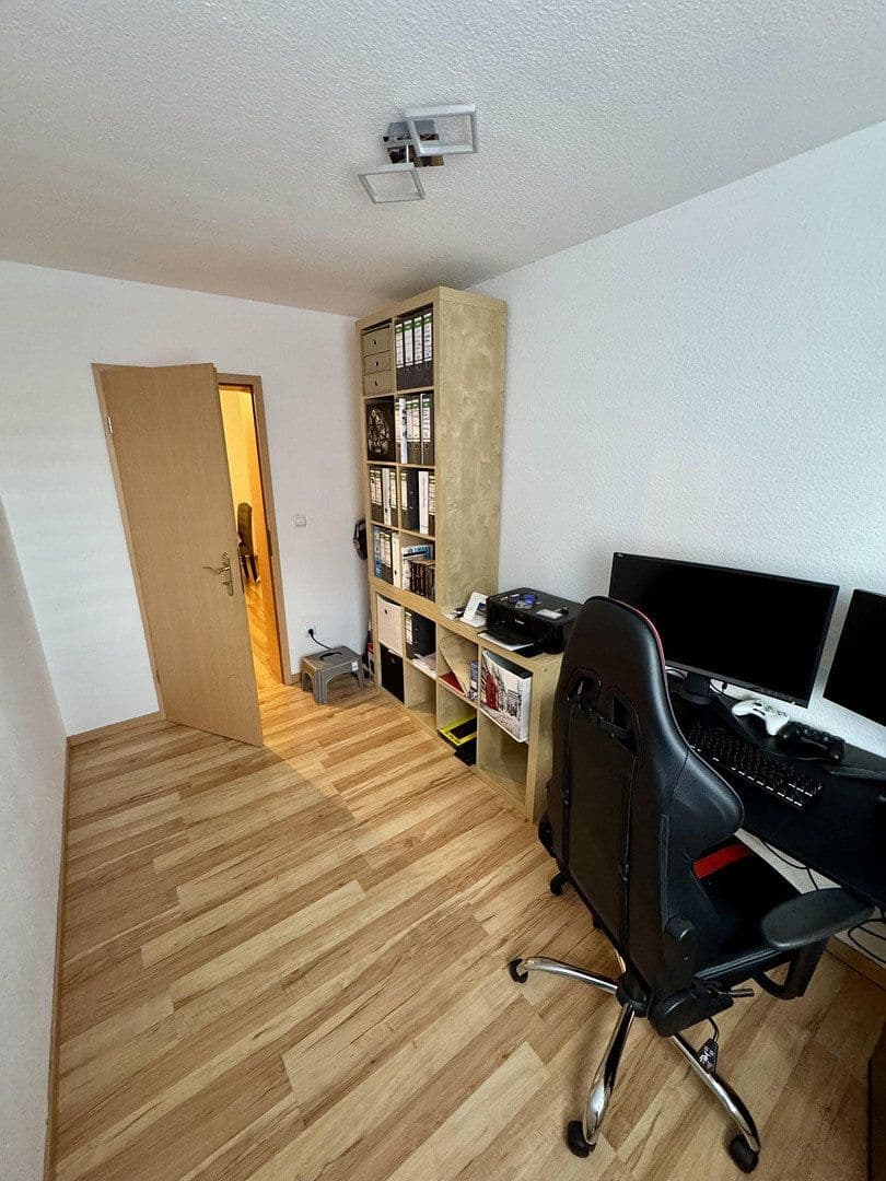 Pronájem bytu 3+1 90 m², Lindenstraße 10, Bodenfelde, Dolní Sasko Pronájem bytu 3+1 90 m², Lindenstraße 10, Bodenfelde, Dolní Sasko