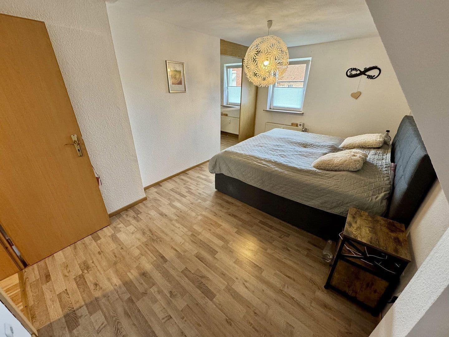 Pronájem bytu 3+1 90 m², Lindenstraße 10, Bodenfelde, Dolní Sasko Pronájem bytu 3+1 90 m², Lindenstraße 10, Bodenfelde, Dolní Sasko
