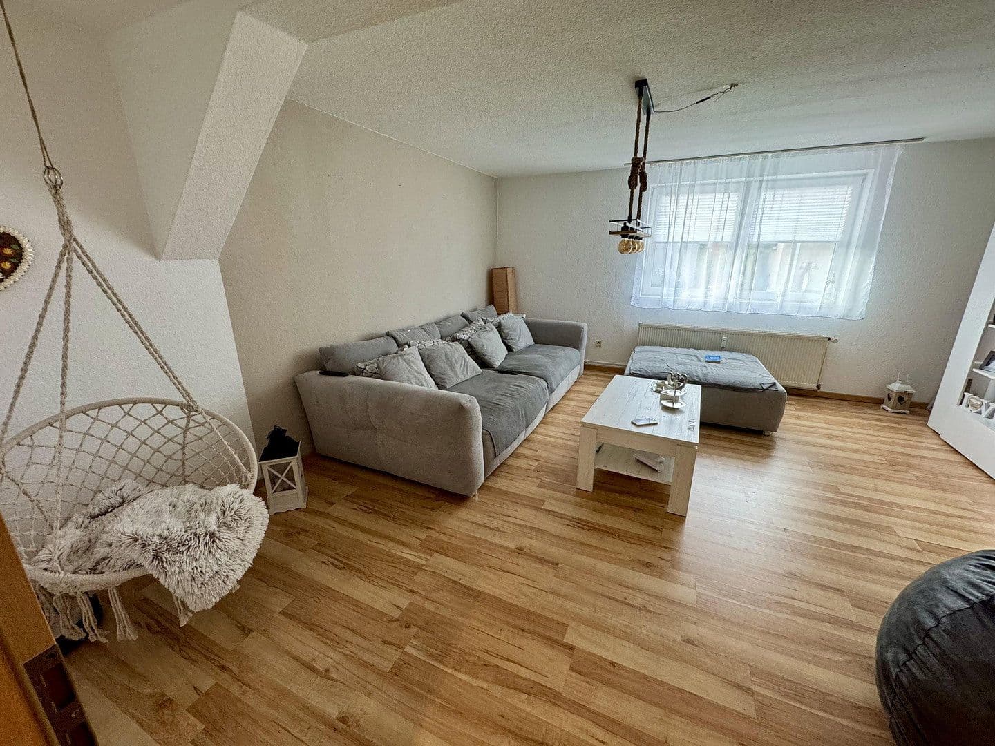Pronájem bytu 3+1 90 m², Lindenstraße 10, Bodenfelde, Dolní Sasko Pronájem bytu 3+1 90 m², Lindenstraße 10, Bodenfelde, Dolní Sasko