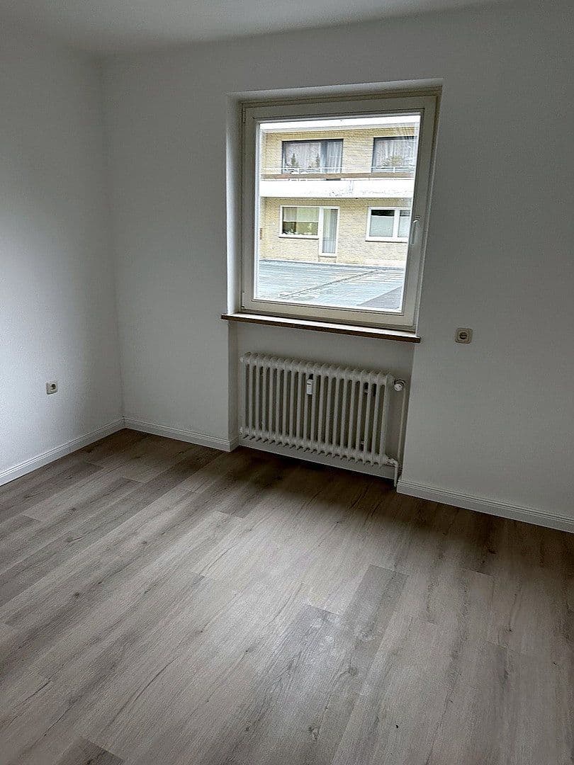 Pronájem bytu 3+1 72 m², Travemünder Allee 32, Lübeck, Šlesvicko-Holštýnsko Pronájem bytu 3+1 72 m², Travemünder Allee 32, Lübeck, Šlesvicko-Holštýnsko