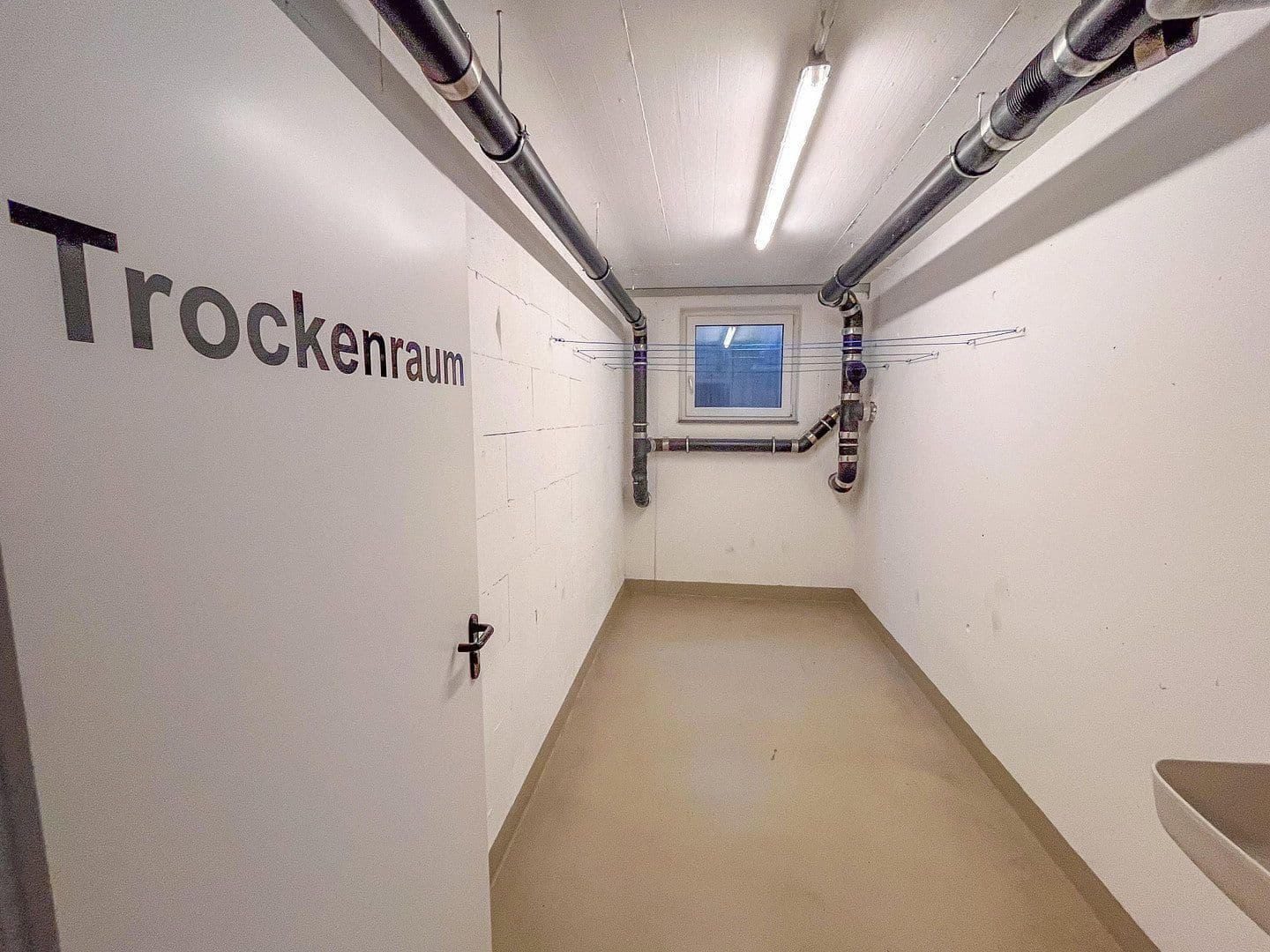 Prodej bytu 2+1 59 m², Ulmerstr. 260, Stuttgart-Wangen, Bádensko-Württembersko Prodej bytu 2+1 59 m², Ulmerstr. 260, Stuttgart-Wangen, Bádensko-Württembersko