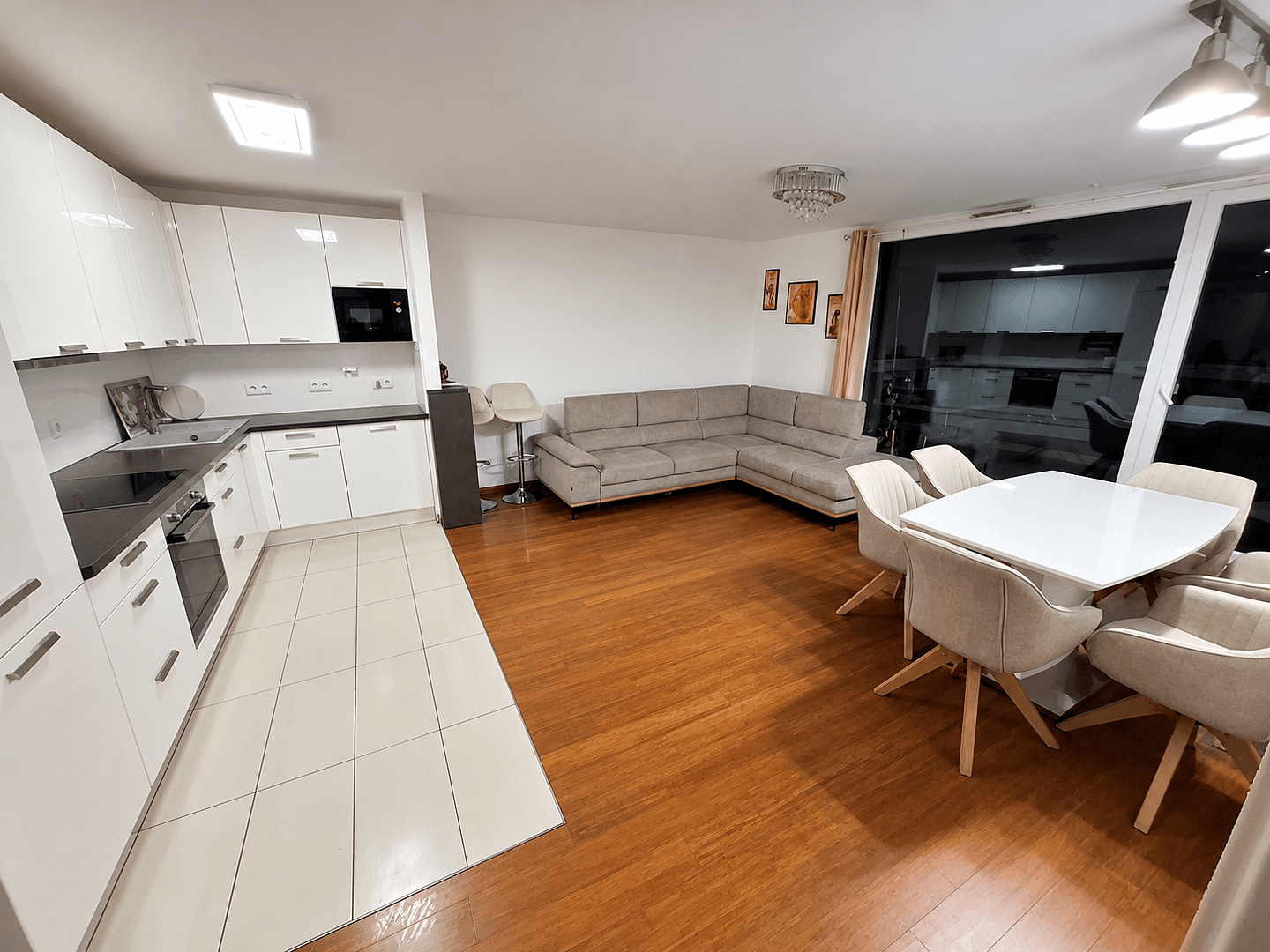 Prodej bytu 4+1 91 m², Frankfurt am Main, Hessen Prodej bytu 4+1 91 m², Frankfurt am Main, Hessen
