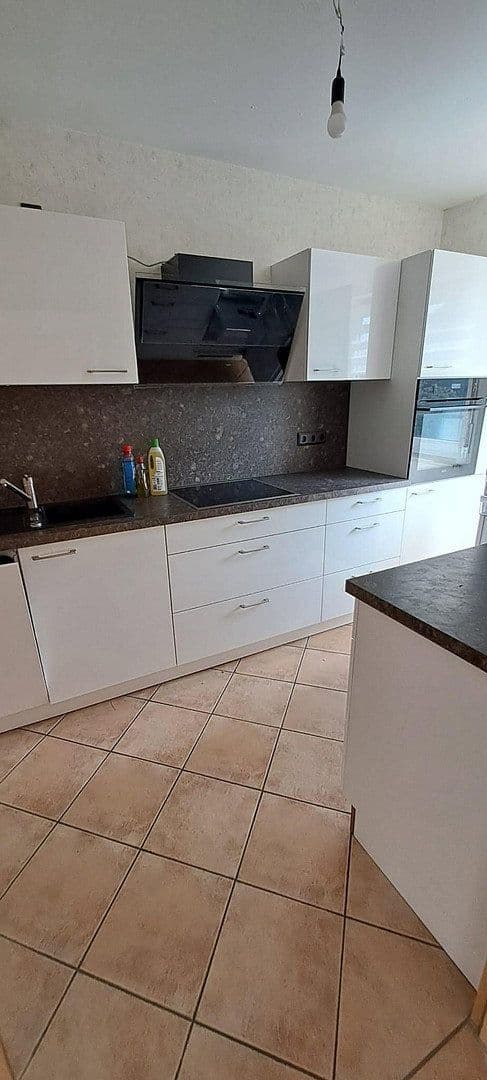 Pronájem bytu 3+1 92 m², Beselich, Hessen Pronájem bytu 3+1 92 m², Beselich, Hessen