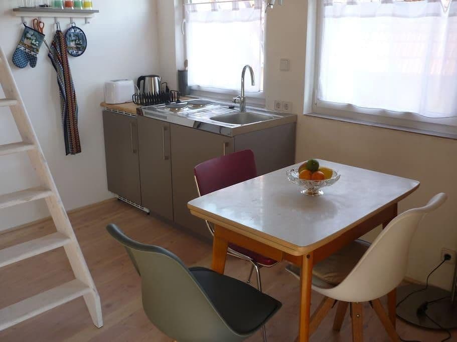 Pronájem bytu 1+1 40 m², Bockenheim an der Weinstraße, Porýní-Falc Pronájem bytu 1+1 40 m², Bockenheim an der Weinstraße, Porýní-Falc