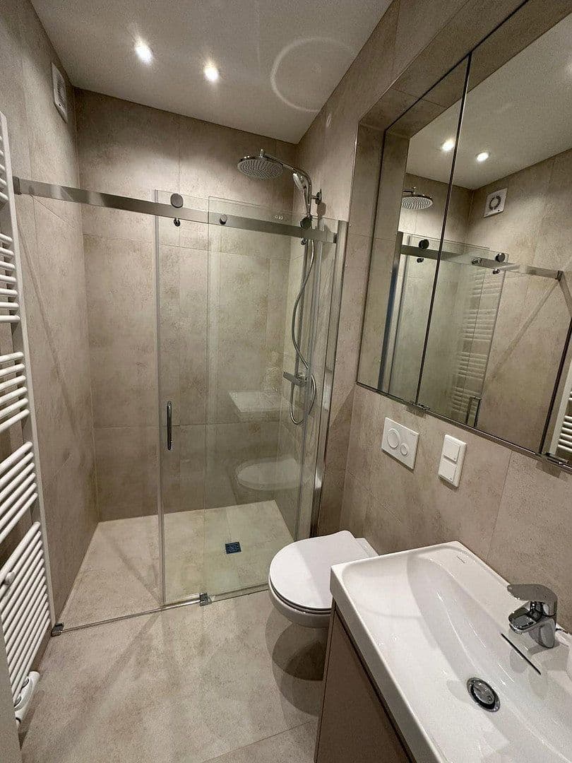 Pronájem bytu 2+1 50 m², Gotha-Allee 36, Berlin, Berlín Pronájem bytu 2+1 50 m², Gotha-Allee 36, Berlin, Berlín