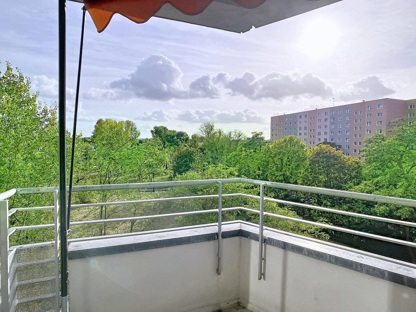 Prodej bytu 2+1 50 m², Berlin, Berlín Prodej bytu 2+1 50 m², Berlin, Berlín
