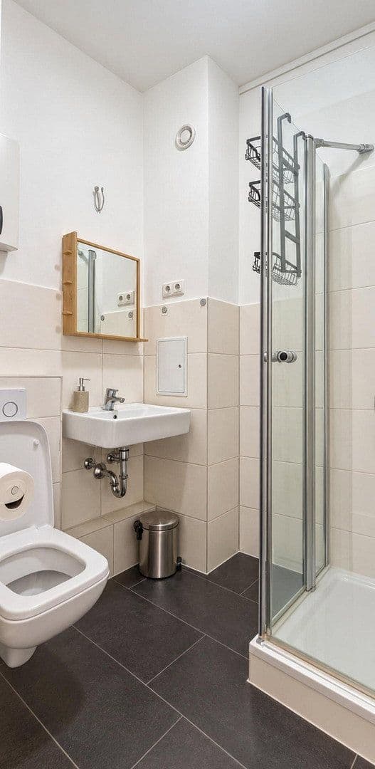 Prodej bytu 1+1 25 m², Kärntener Straße 9, Berlin, Berlín Prodej bytu 1+1 25 m², Kärntener Straße 9, Berlin, Berlín