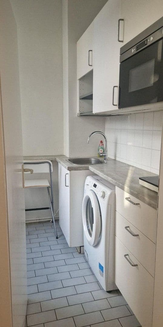 Prodej bytu 1+1 25 m², Kärntener Straße 9, Berlin, Berlín Prodej bytu 1+1 25 m², Kärntener Straße 9, Berlin, Berlín