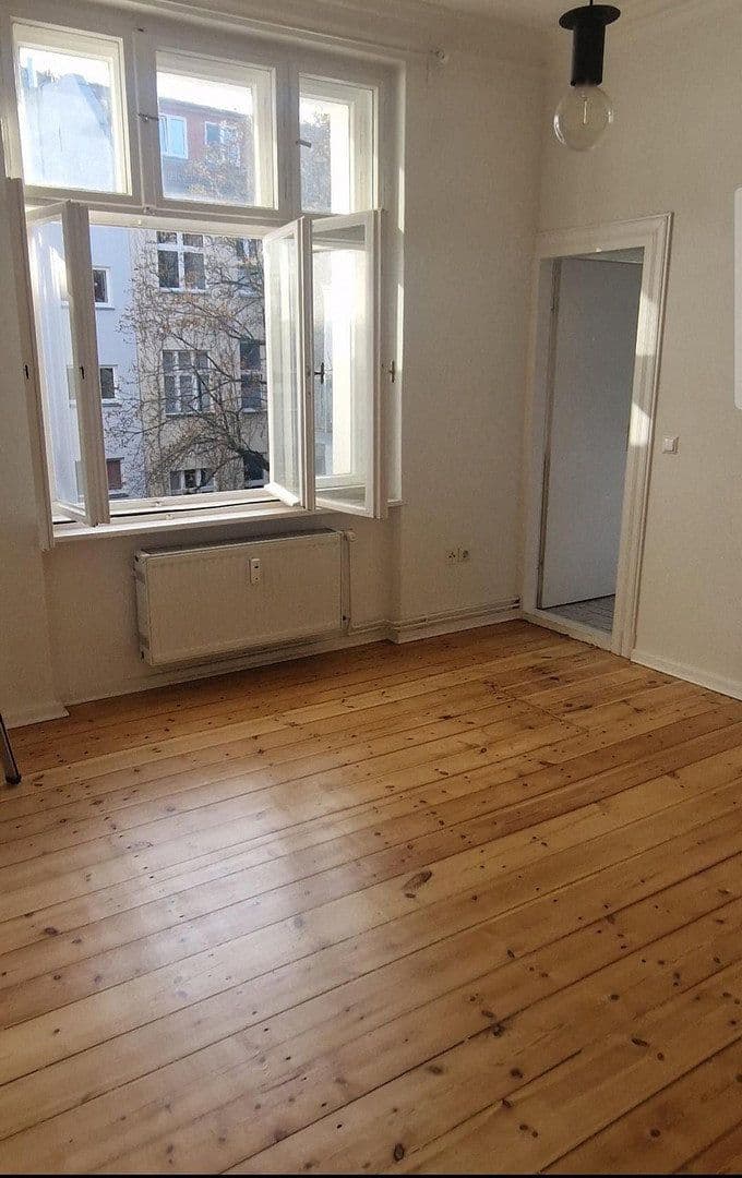 Prodej bytu 1+1 25 m², Kärntener Straße 9, Berlin, Berlín Prodej bytu 1+1 25 m², Kärntener Straße 9, Berlin, Berlín