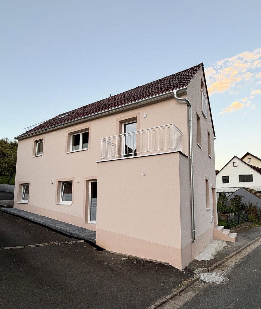 Prodej domu 135 m², pozemek 89 m², Igensdorf, Bavorsko Prodej domu 135 m², pozemek 89 m², Igensdorf, Bavorsko