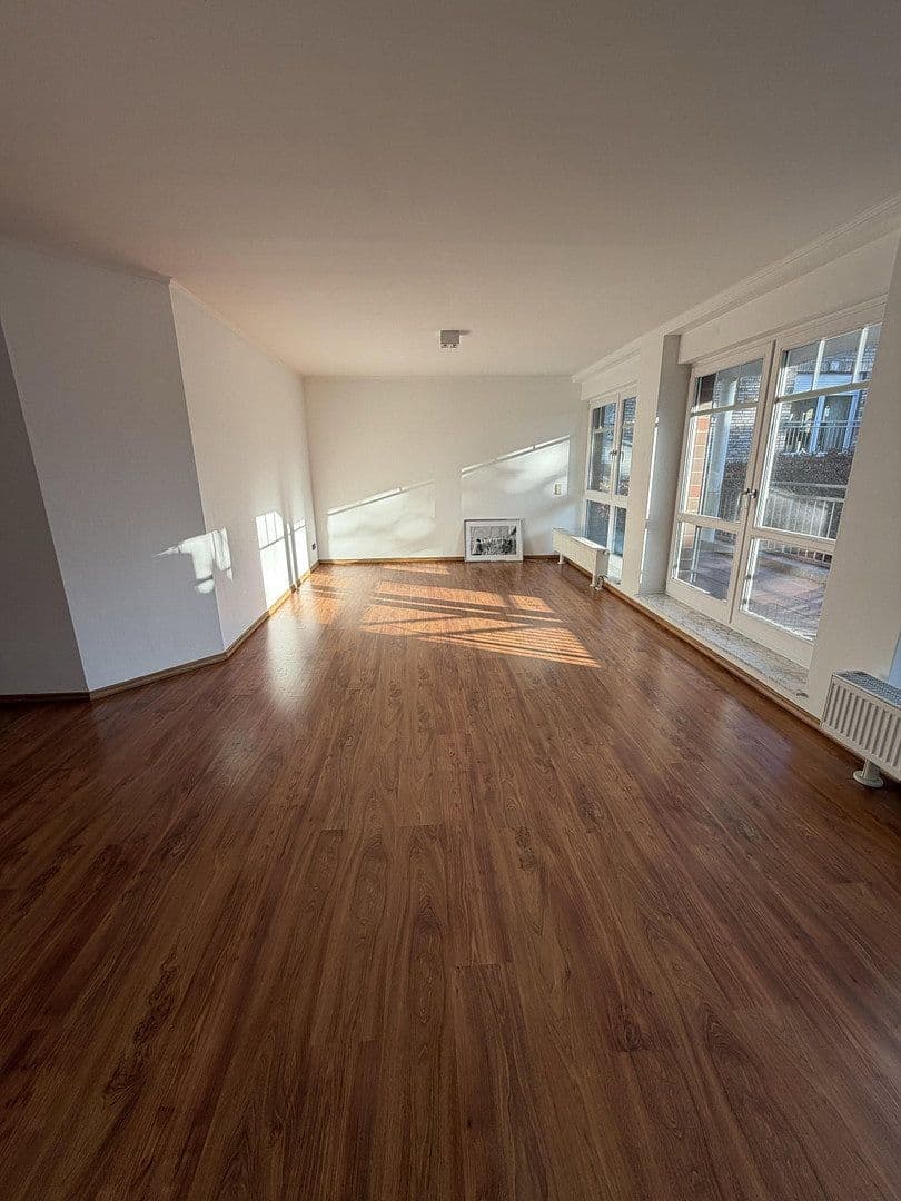 Prodej bytu 3+kk 117 m², Saseler Chaussee 240, Hamburg, Hamburg Prodej bytu 3+kk 117 m², Saseler Chaussee 240, Hamburg, Hamburg