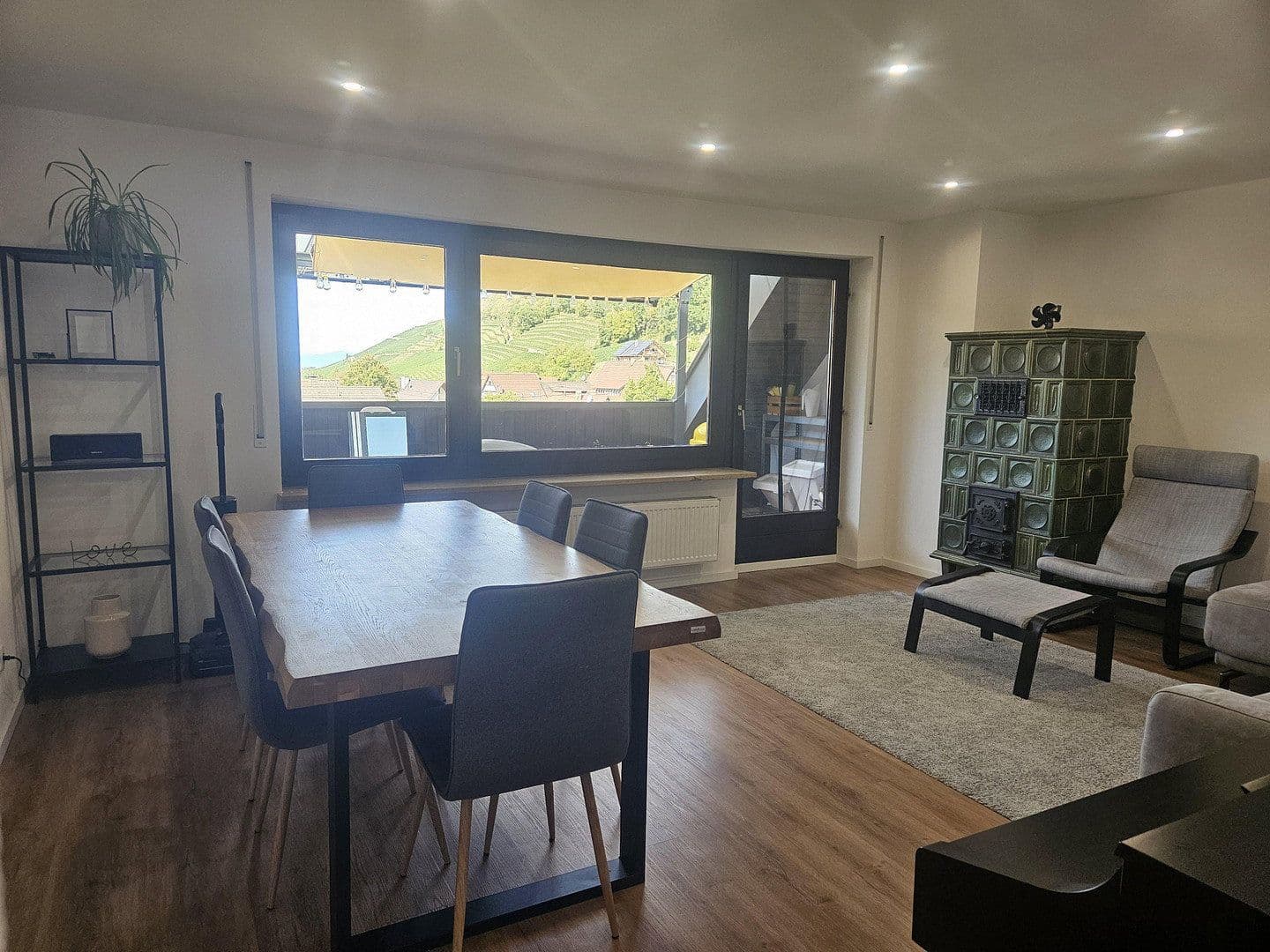 Prodej bytu 3+1 75 m², Badenweiler, Bádensko-Württembersko Prodej bytu 3+1 75 m², Badenweiler, Bádensko-Württembersko