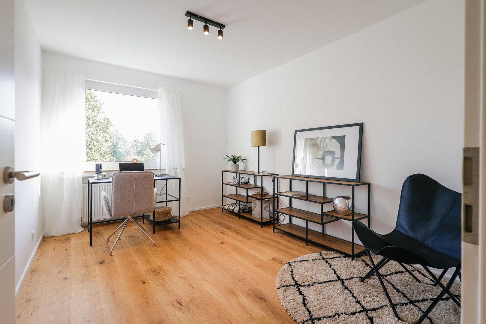 Prodej bytu 3+1 73 m², Meerbusch, Severní Porýní-Vestfálsko Prodej bytu 3+1 73 m², Meerbusch, Severní Porýní-Vestfálsko