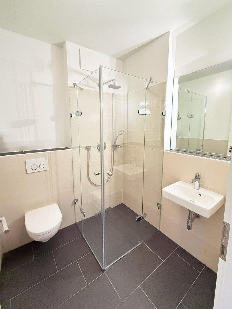 Prodej bytu 4+1 102 m², Jürgen-Töpfer-Str. 45, Hamburg, Hamburg Prodej bytu 4+1 102 m², Jürgen-Töpfer-Str. 45, Hamburg, Hamburg