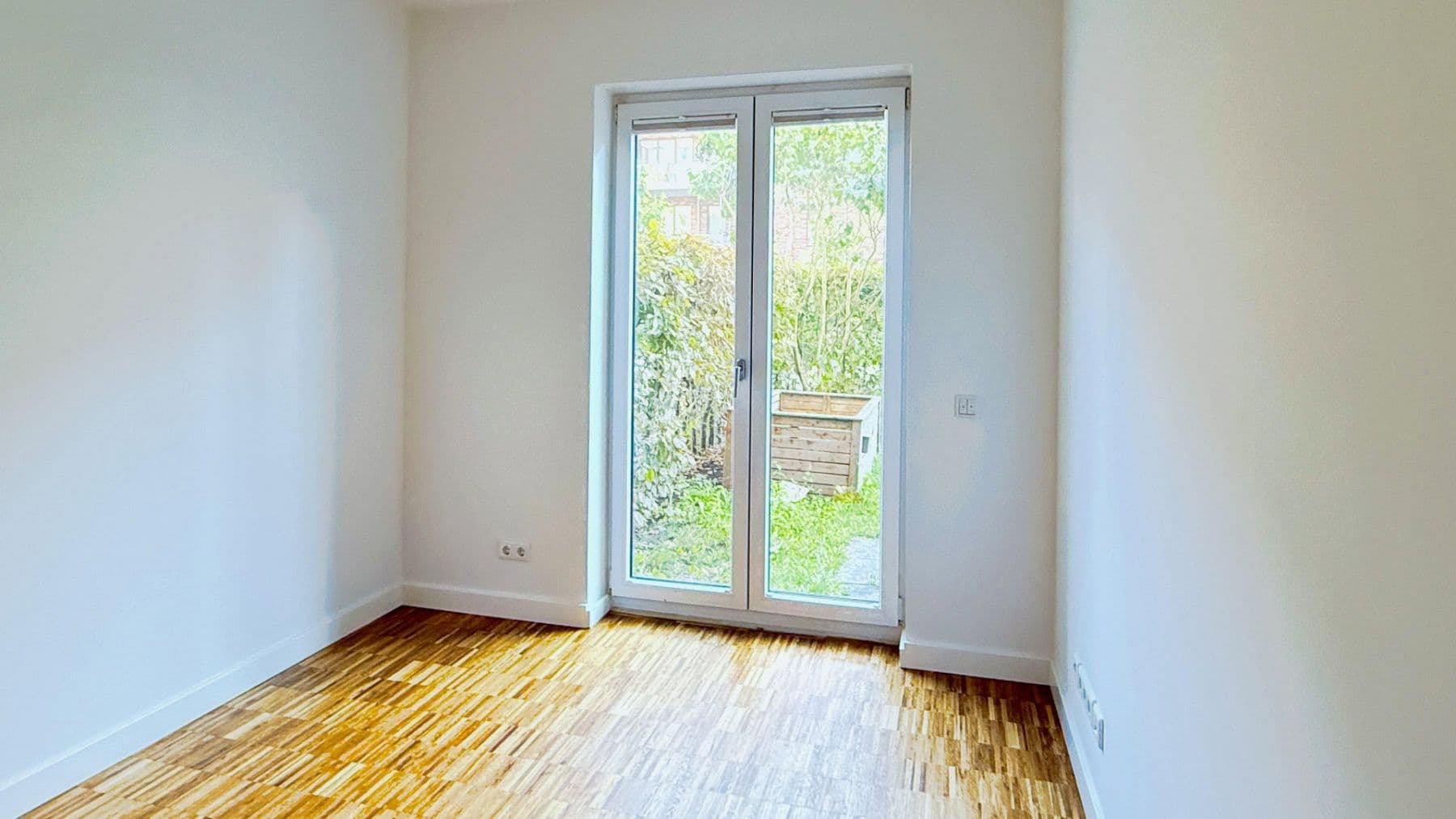 Prodej bytu 4+1 102 m², Jürgen-Töpfer-Str. 45, Hamburg, Hamburg Prodej bytu 4+1 102 m², Jürgen-Töpfer-Str. 45, Hamburg, Hamburg