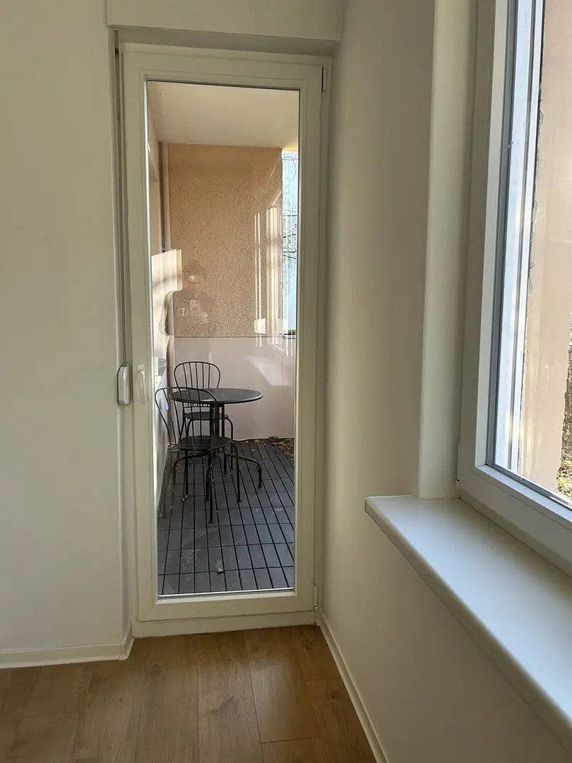 Pronájem bytu 3+1 65 m², Suderoder Straße 6A, Berlin, Berlín Pronájem bytu 3+1 65 m², Suderoder Straße 6A, Berlin, Berlín