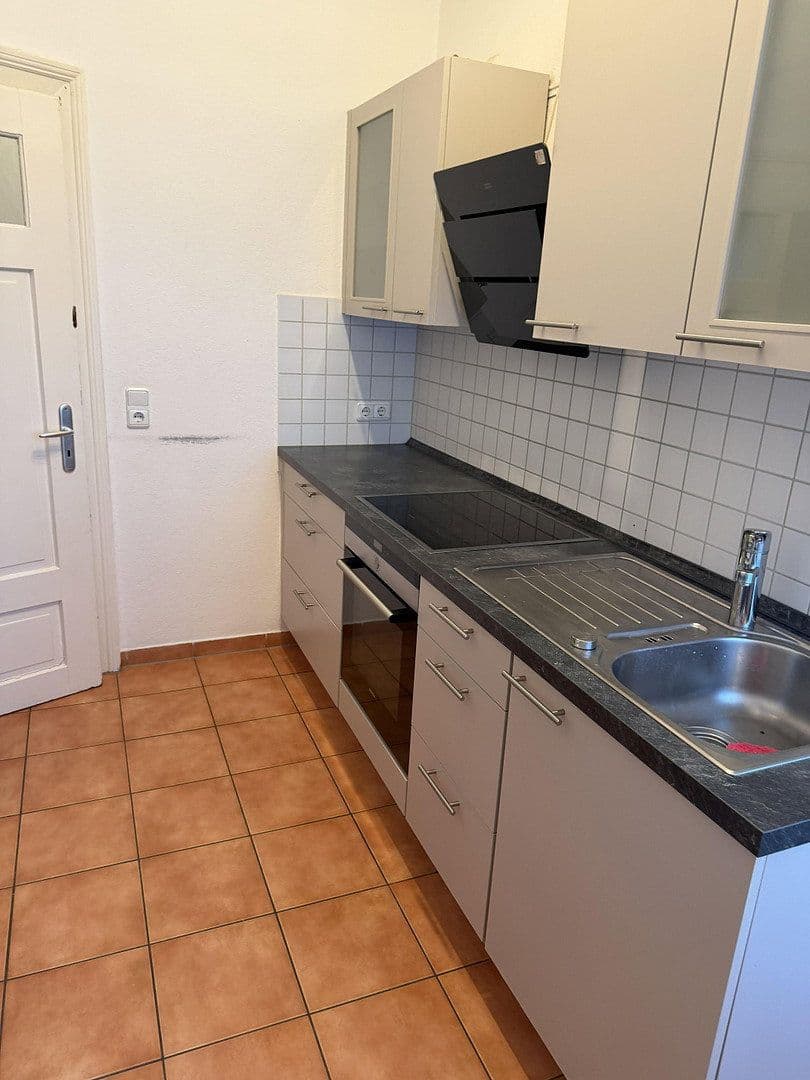Pronájem bytu 4+1 86 m², Straße der Republik 53, Biebrich, Hessen Pronájem bytu 4+1 86 m², Straße der Republik 53, Biebrich, Hessen