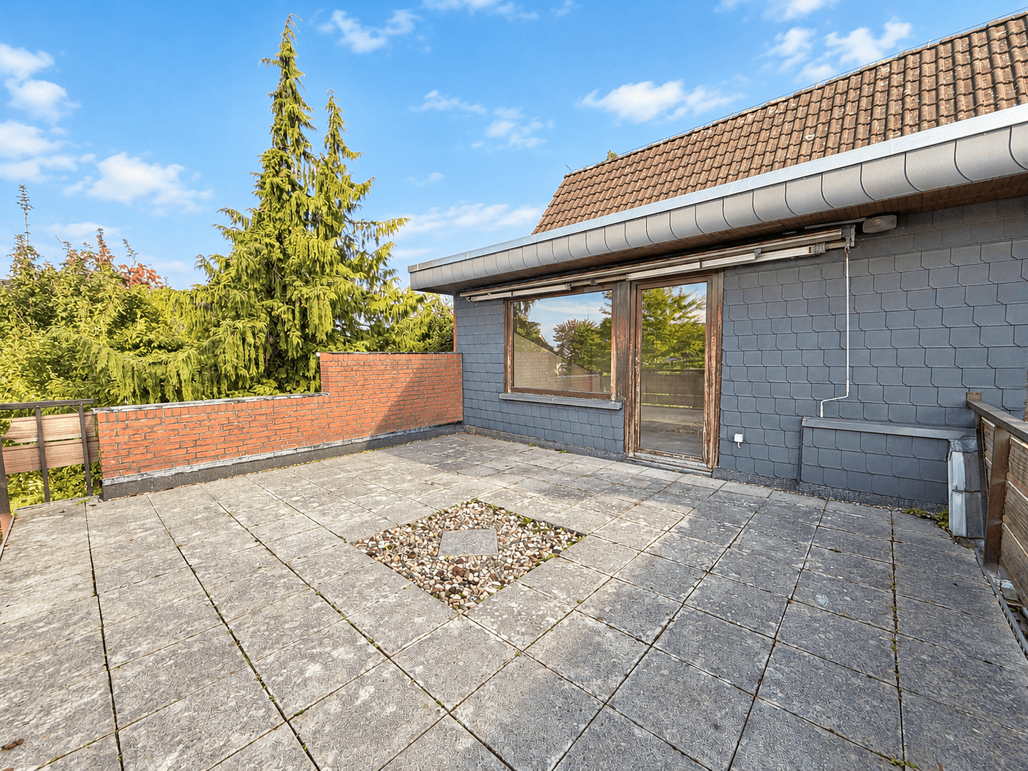 Prodej domu 204 m², pozemek 412 m², Weyhe, Dolní Sasko Prodej domu 204 m², pozemek 412 m², Weyhe, Dolní Sasko