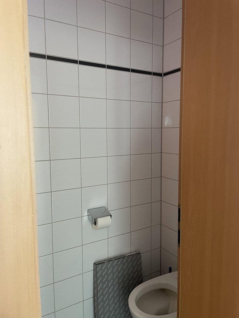 Pronájem bytu 4+1 84 m², Böblingen, Bádensko-Württembersko Pronájem bytu 4+1 84 m², Böblingen, Bádensko-Württembersko