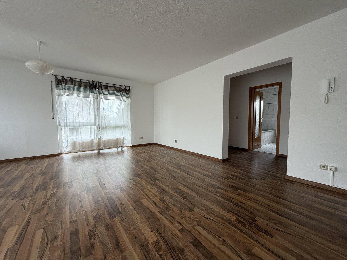 Pronájem bytu 3+1 77 m², Feldstr. 1b, Gerstungen, Durynsko Pronájem bytu 3+1 77 m², Feldstr. 1b, Gerstungen, Durynsko