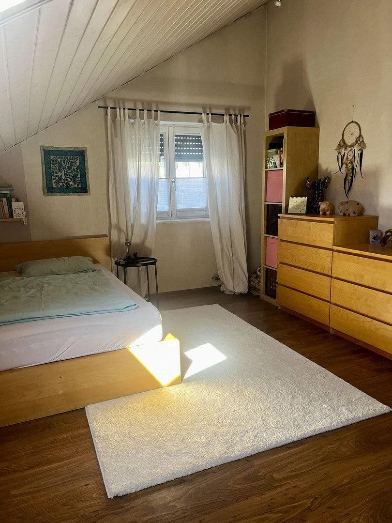 Prodej domu 123 m², pozemek 468 m², Eggenstein-Leopoldshafen, Bádensko-Württembersko Prodej domu 123 m², pozemek 468 m², Eggenstein-Leopoldshafen, Bádensko-Württembersko