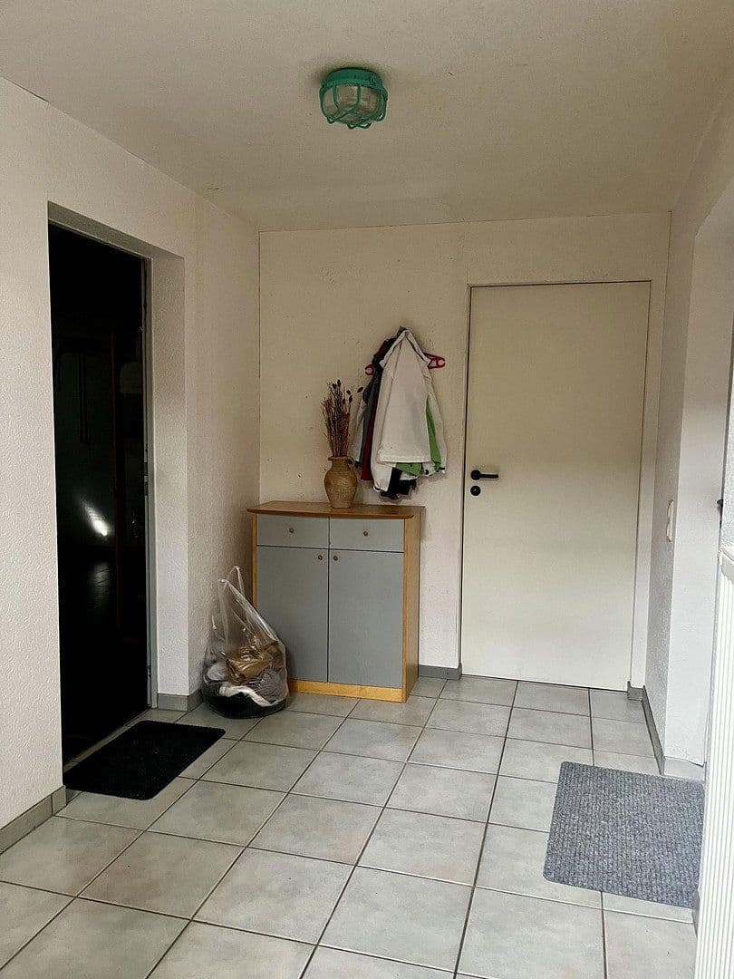 Prodej domu 123 m², pozemek 468 m², Eggenstein-Leopoldshafen, Bádensko-Württembersko Prodej domu 123 m², pozemek 468 m², Eggenstein-Leopoldshafen, Bádensko-Württembersko