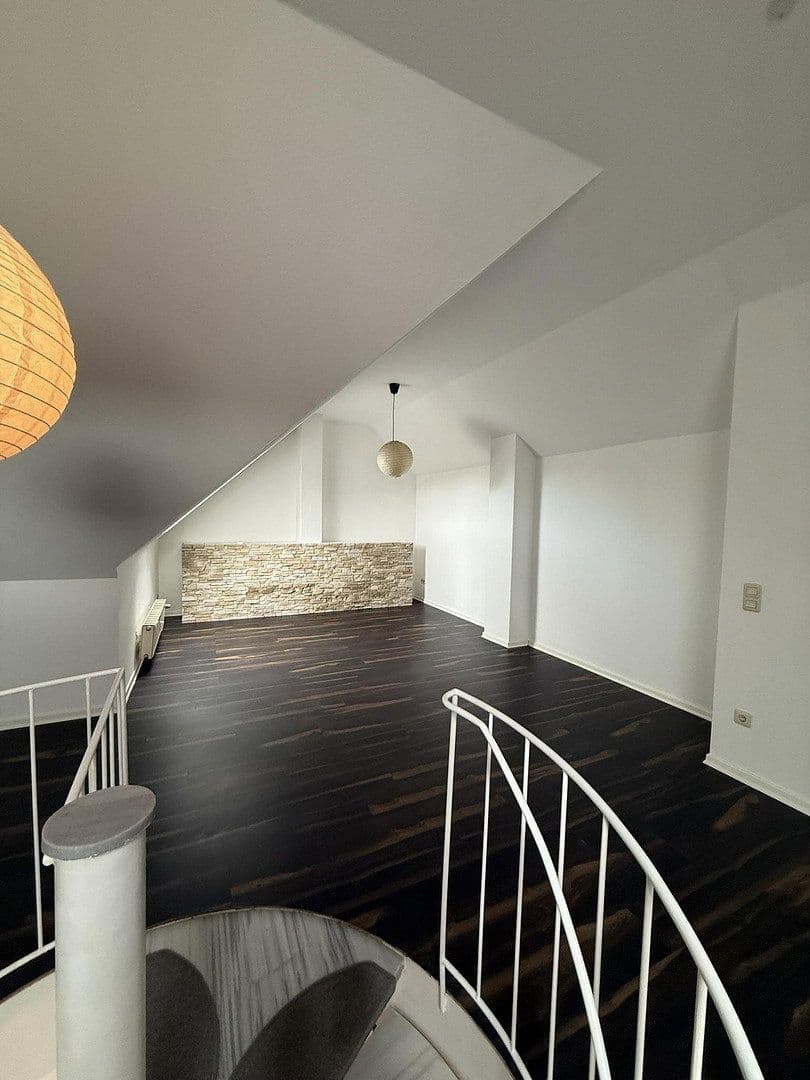 Pronájem bytu 2+1 72 m², Konrad-Thomas-Strasse 4, Grevenbroich, Severní Porýní-Vestfálsko Pronájem bytu 2+1 72 m², Konrad-Thomas-Strasse 4, Grevenbroich, Severní Porýní-Vestfálsko