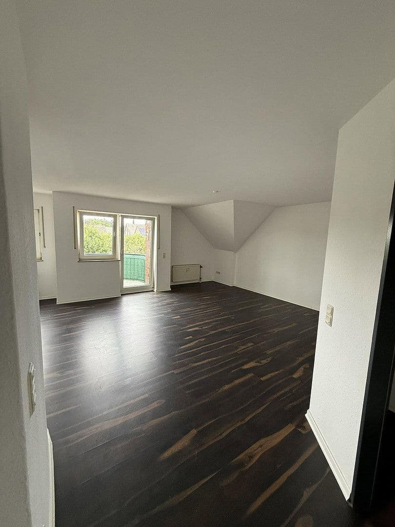 Pronájem bytu 2+1 72 m², Konrad-Thomas-Strasse 4, Grevenbroich, Severní Porýní-Vestfálsko Pronájem bytu 2+1 72 m², Konrad-Thomas-Strasse 4, Grevenbroich, Severní Porýní-Vestfálsko