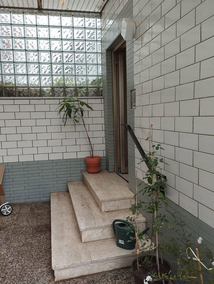 Prodej domu 349 m², pozemek 382 m², Frankfurt am Main, Hessen Prodej domu 349 m², pozemek 382 m², Frankfurt am Main, Hessen
