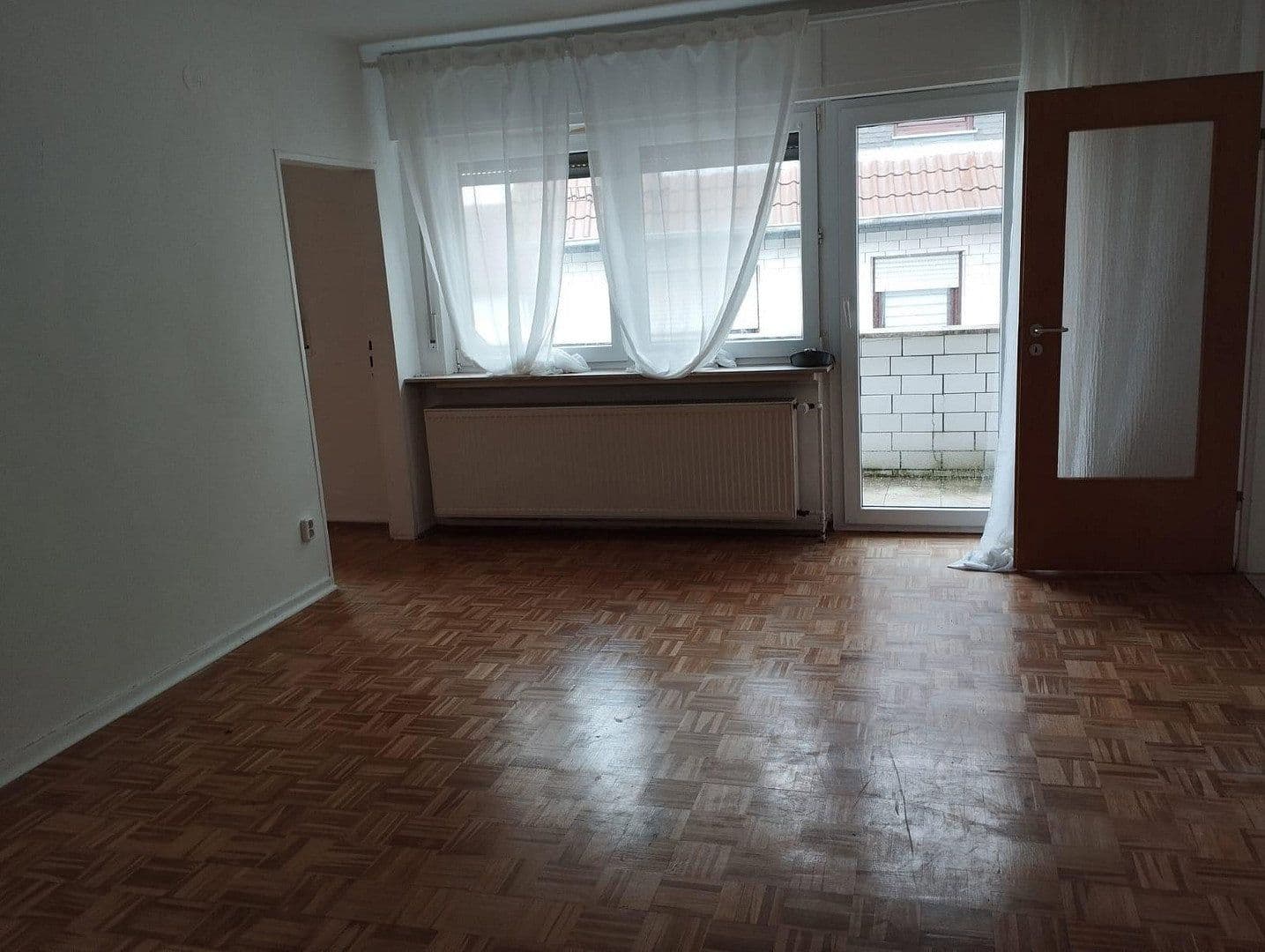 Prodej domu 349 m², pozemek 382 m², Frankfurt am Main, Hessen Prodej domu 349 m², pozemek 382 m², Frankfurt am Main, Hessen