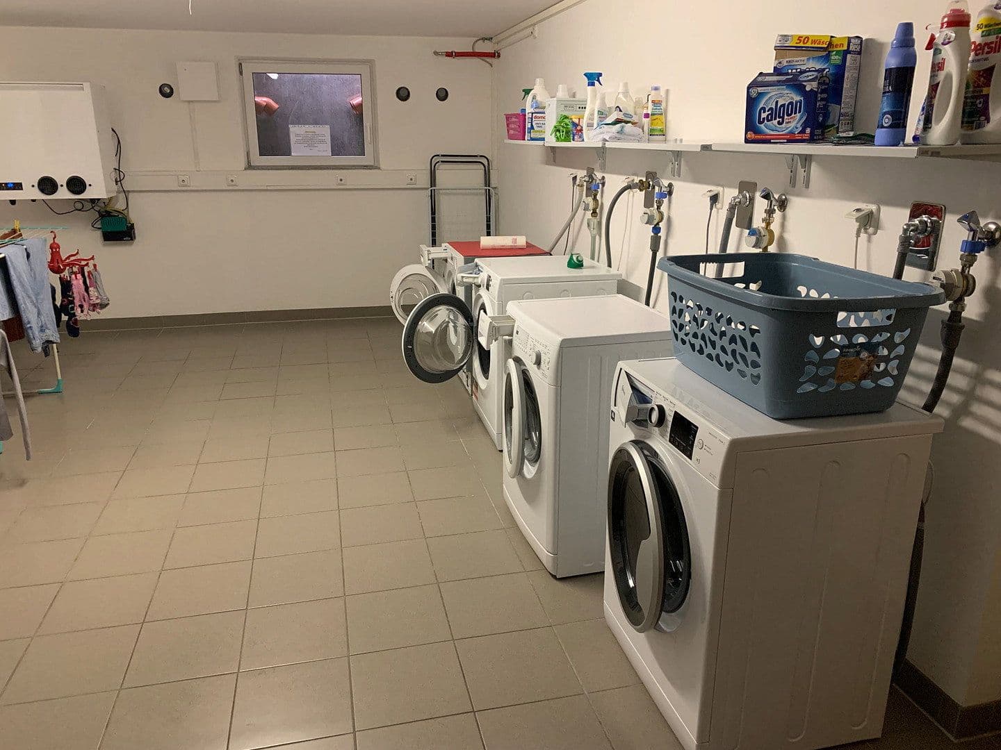 Pronájem bytu 3+kk 100 m², Wilhermsdorf, Bavorsko Pronájem bytu 3+kk 100 m², Wilhermsdorf, Bavorsko