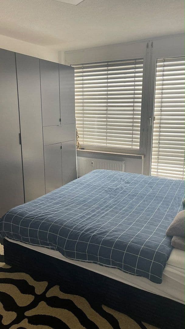 Pronájem bytu 2+1 75 m², Stuttgart-Wangen, Bádensko-Württembersko Pronájem bytu 2+1 75 m², Stuttgart-Wangen, Bádensko-Württembersko