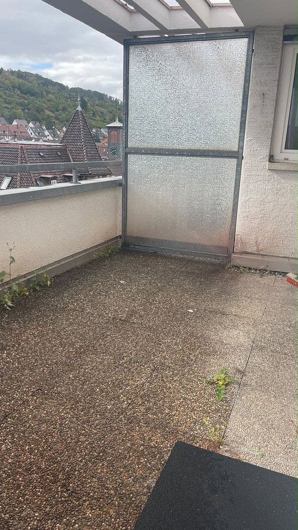 Pronájem bytu 2+1 75 m², Stuttgart-Wangen, Bádensko-Württembersko Pronájem bytu 2+1 75 m², Stuttgart-Wangen, Bádensko-Württembersko