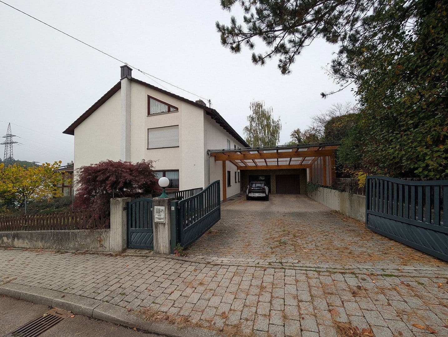 Prodej domu 195 m², pozemek 1.181 m², Mozartstraße 1, Au in der Hallertau, Bavorsko Prodej domu 195 m², pozemek 1.181 m², Mozartstraße 1, Au in der Hallertau, Bavorsko