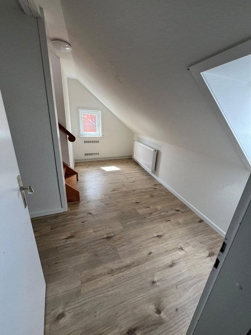 Pronájem bytu 3+1 83 m², Hauptstraße 122, Mölln, Šlesvicko-Holštýnsko Pronájem bytu 3+1 83 m², Hauptstraße 122, Mölln, Šlesvicko-Holštýnsko