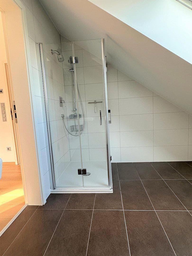 Prodej domu 188 m², pozemek 265 m², Warschauer Str. 22a, München, Bavorsko Prodej domu 188 m², pozemek 265 m², Warschauer Str. 22a, München, Bavorsko