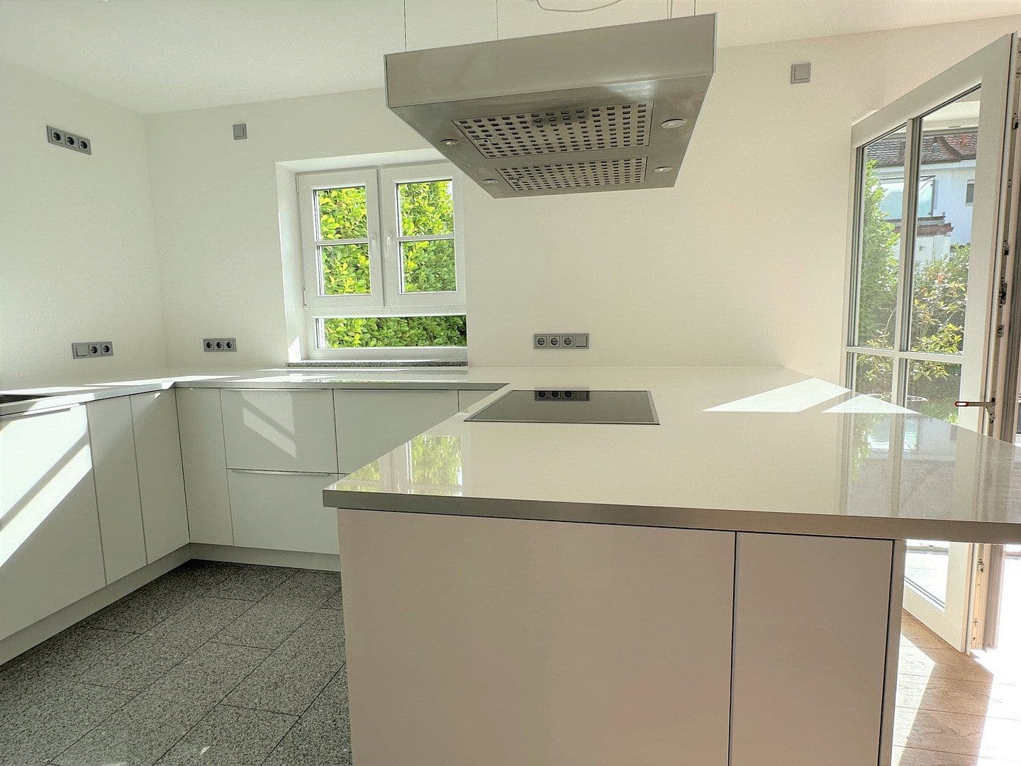 Prodej domu 188 m², pozemek 265 m², Warschauer Str. 22a, München, Bavorsko Prodej domu 188 m², pozemek 265 m², Warschauer Str. 22a, München, Bavorsko